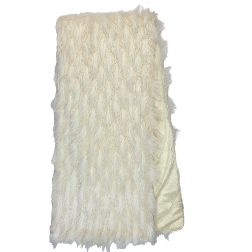 Tahari Home Faux Fur Table Runner Ivory Soft Luxury Cozy Chic